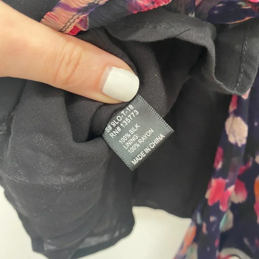 Olivaceous Abstract Print Tank Blouse Size Medium - Picture 6 of 7